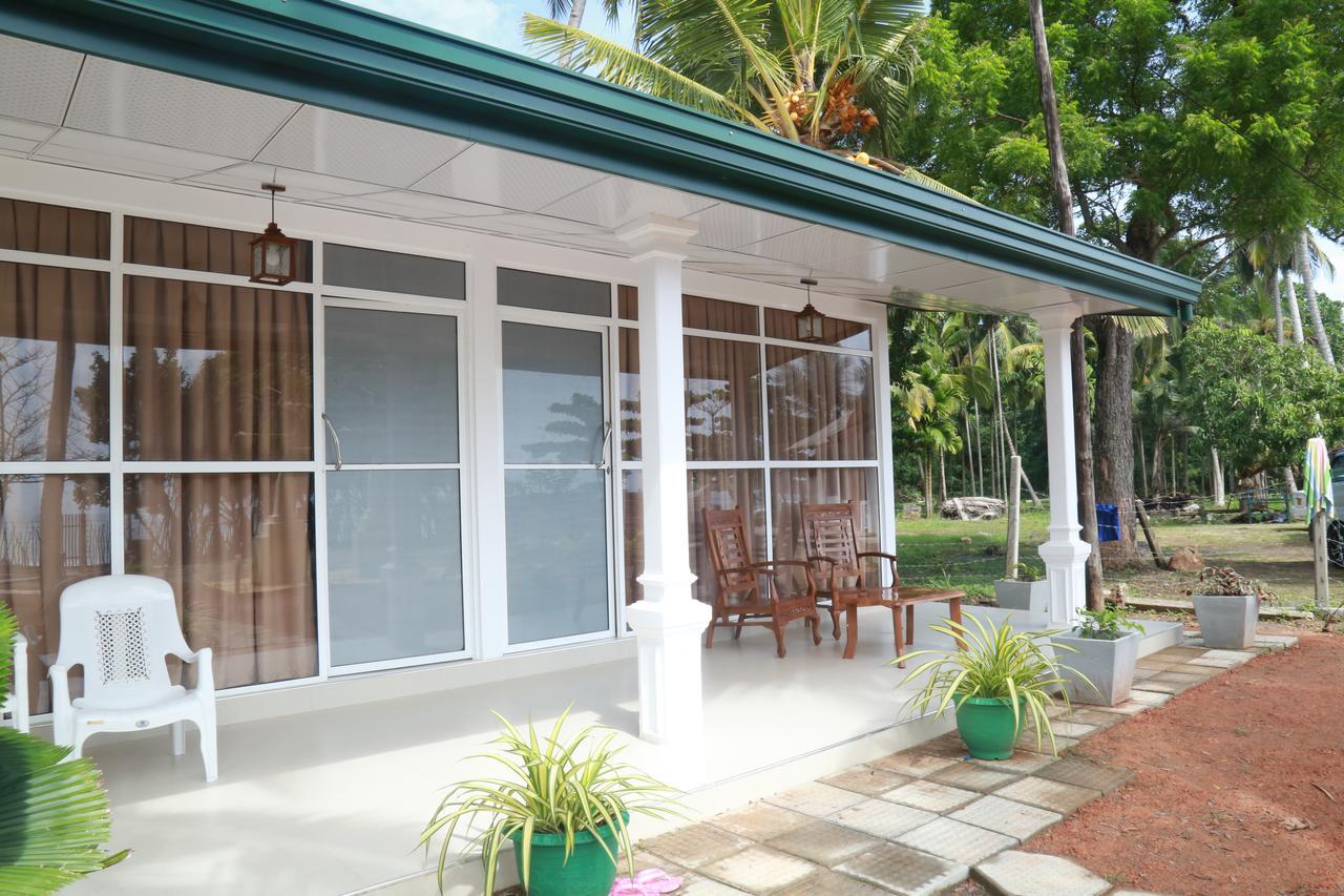 Serene Beach Hotel Dickwella Exterior photo